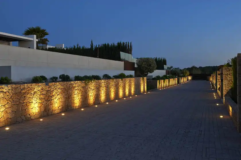 Holiday rentals in Villa tula, Sant Agustí des Vedrà