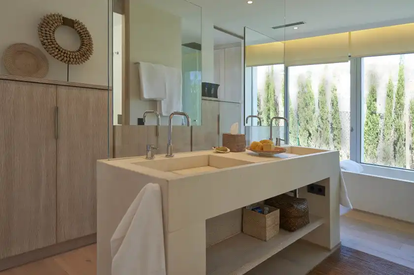 Holiday rentals in Villa tula, Sant Agustí des Vedrà