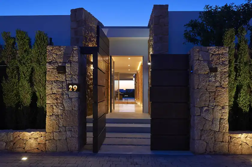 Holiday rentals in Villa tula, Sant Agustí des Vedrà