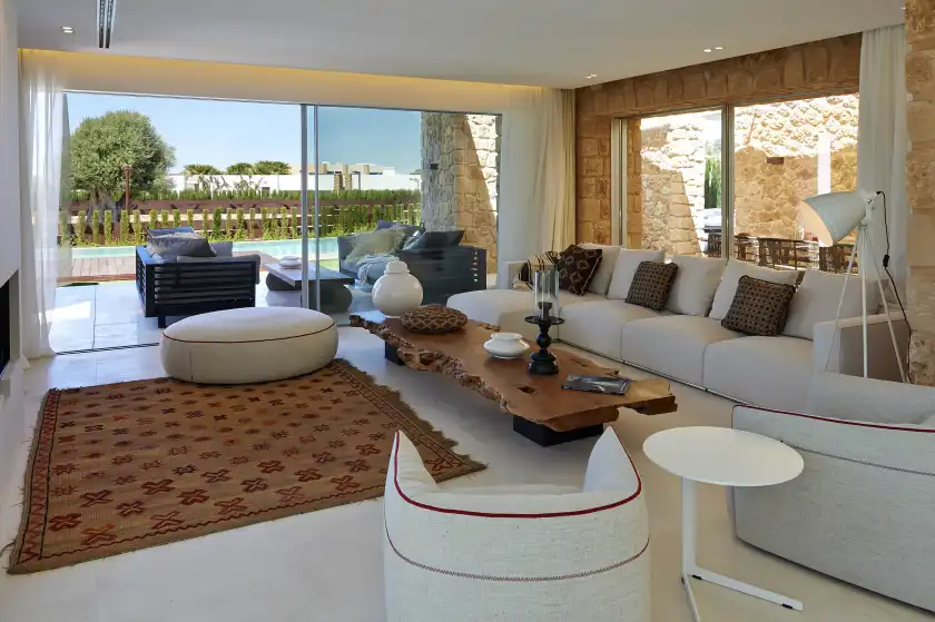 Holiday rentals in Villa tula, Sant Agustí des Vedrà
