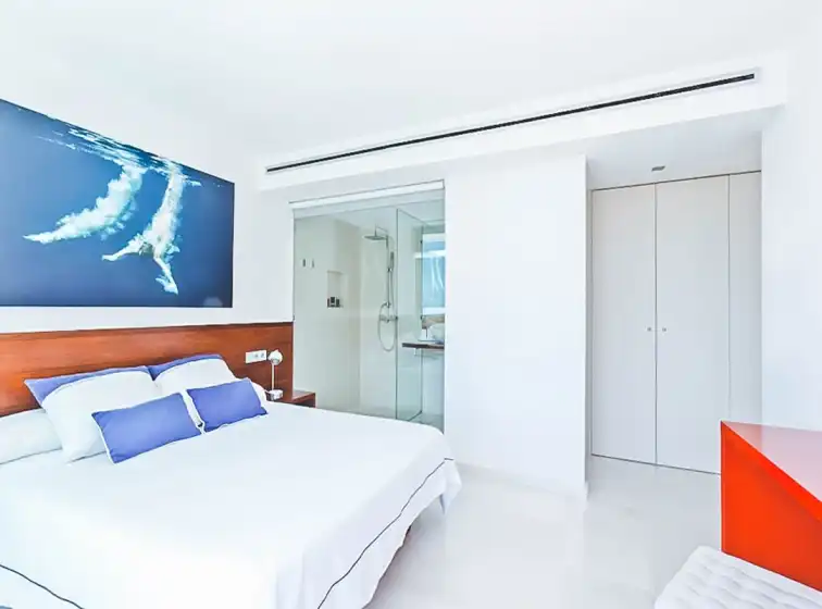 Holiday rentals in Villa vava, es Cubells
