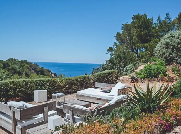 Holiday rentals in Villa vava, es Cubells