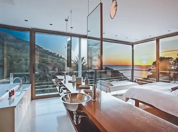 Holiday rentals in Villa vava, es Cubells
