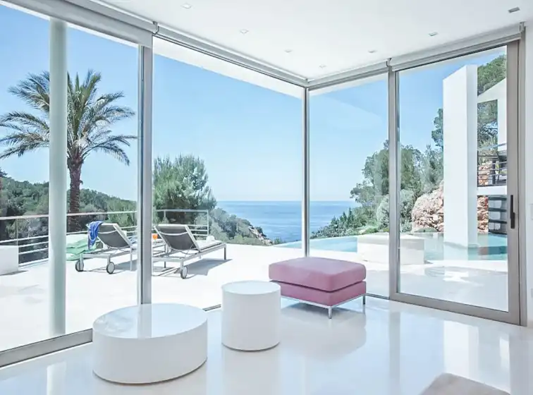 Holiday rentals in Villa vava, es Cubells