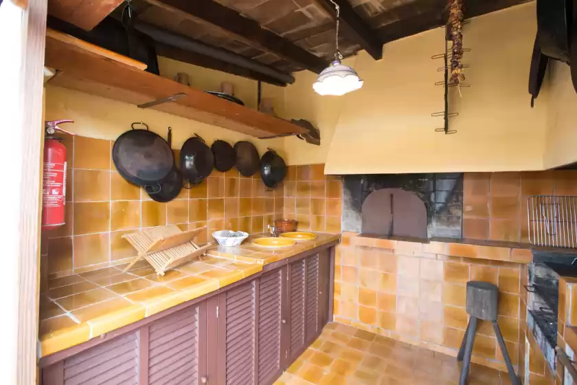 Holiday rentals in Sa caseta (caseta), Inca