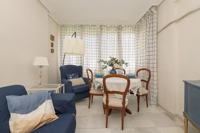Holiday rentals in Las adelfas, Cádiz