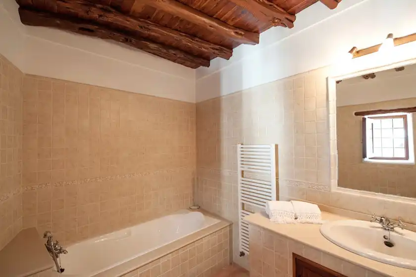 Alquiler vacacional en Can blaia, Sant Llorenç de Balàfia