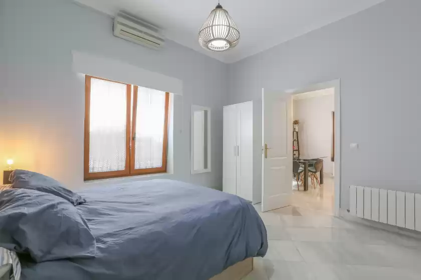 Holiday rentals in Callejon de triana, Sevilla