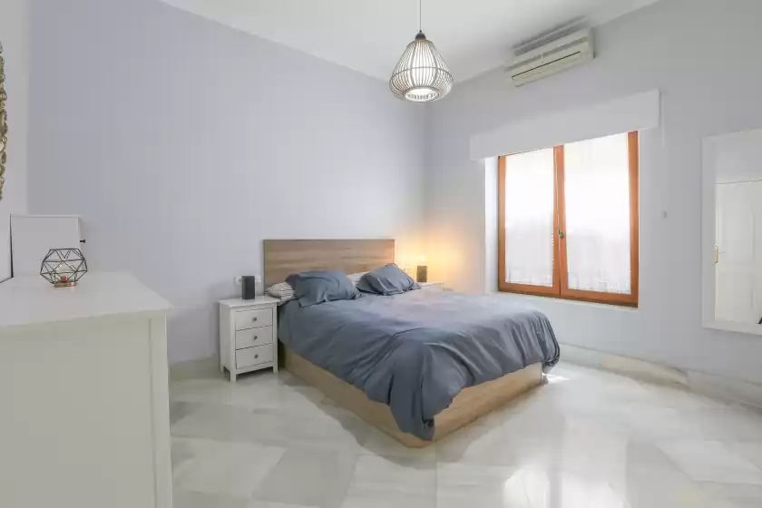 Holiday rentals in Callejon de triana, Sevilla