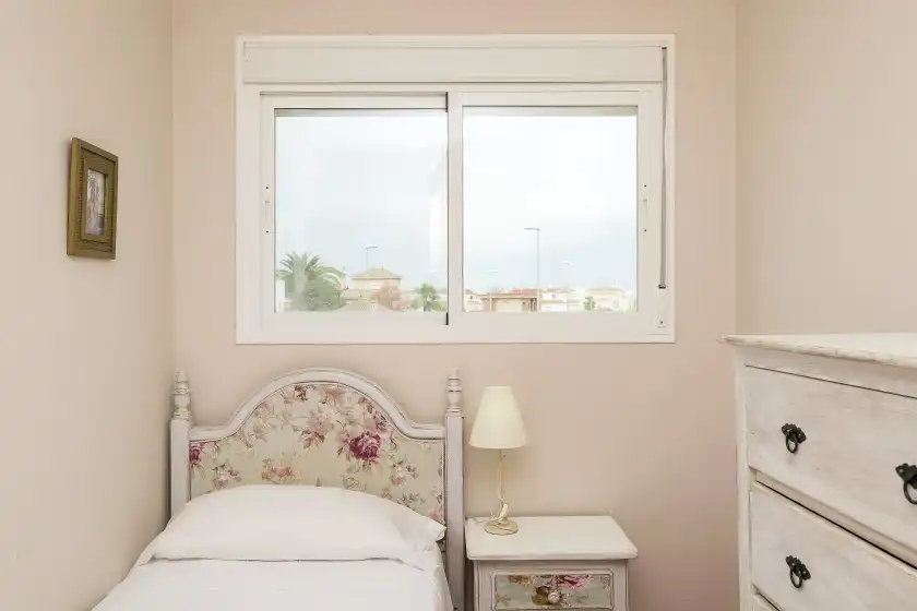 Holiday rentals in La roteña, Rota