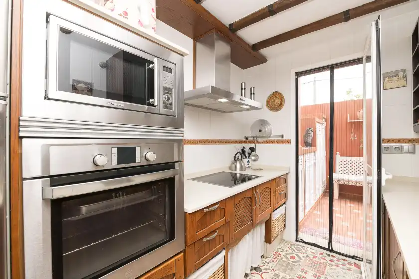 Holiday rentals in La roteña, Rota