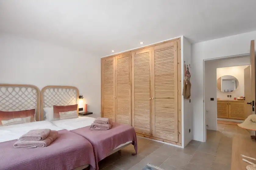 Ferienhaus auf Villa phosphenes, Sant Josep de sa Talaia