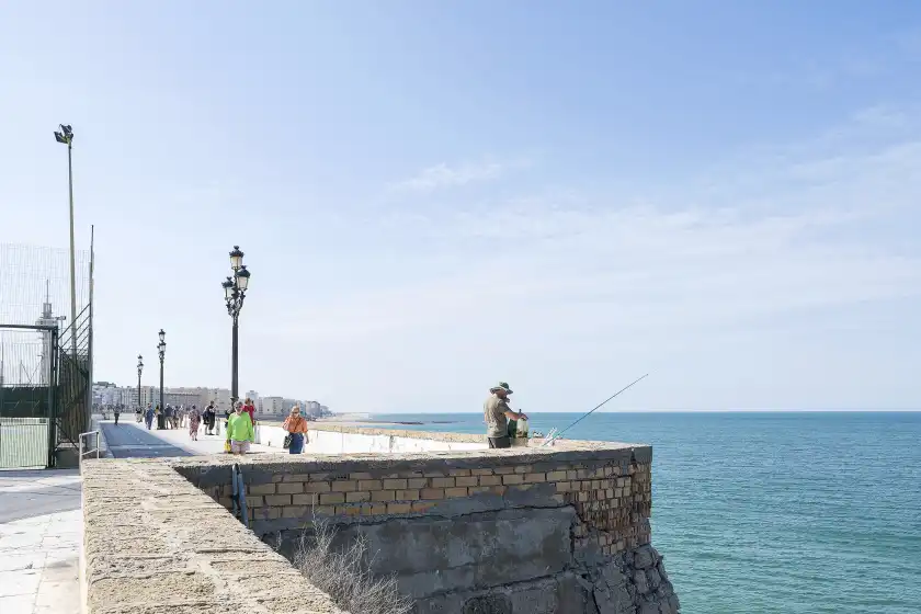 Holiday rentals in The hipiie house, Cádiz