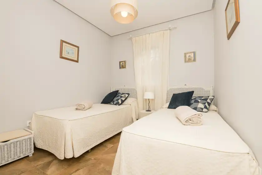 Holiday rentals in Las rosas, Chiclana de la Frontera