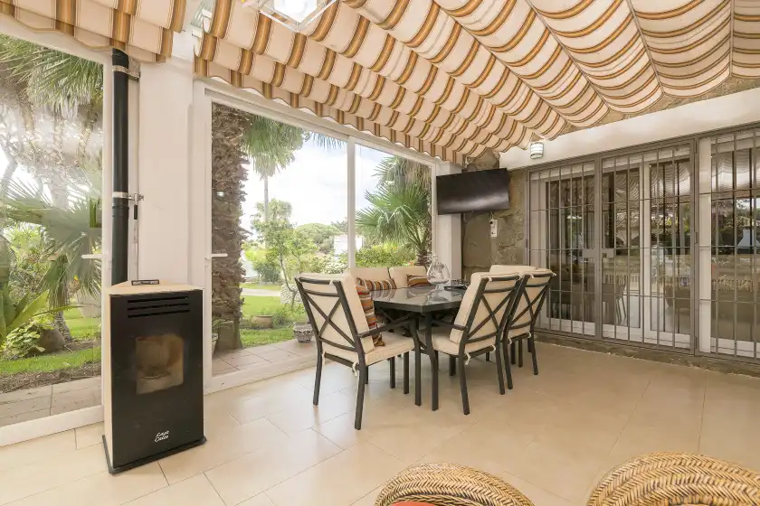 Holiday rentals in Las rosas, Chiclana de la Frontera