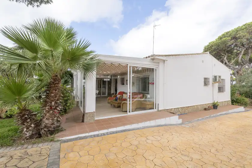 Holiday rentals in Las rosas, Chiclana de la Frontera