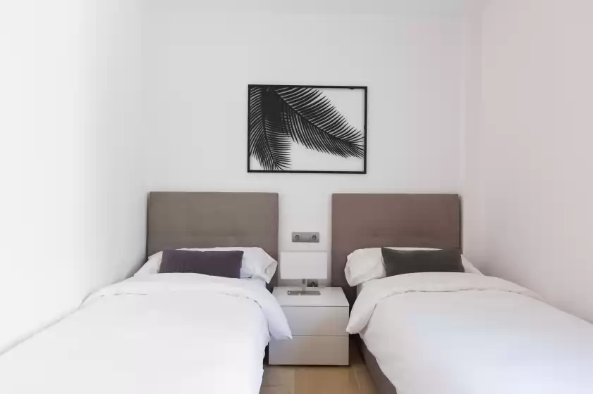 Holiday rentals in Señorio vistamar, Benahavís