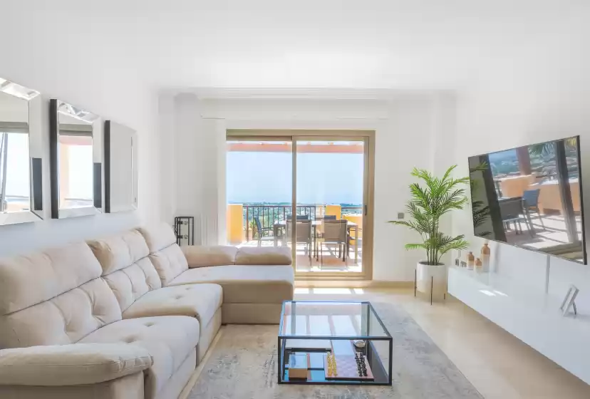 Holiday rentals in Señorio vistamar, Benahavís
