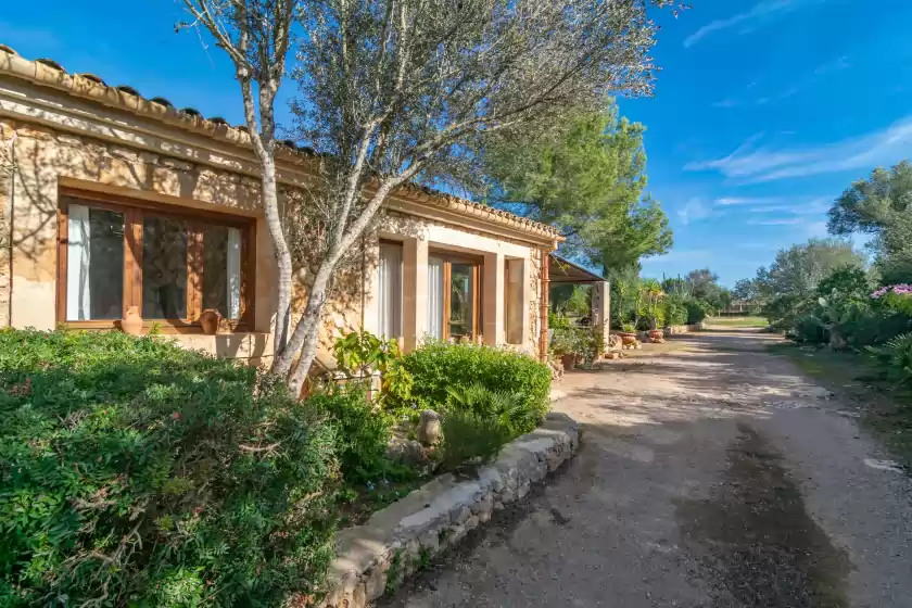 Holiday rentals in Garriga d'alcudiola, Santa Margalida