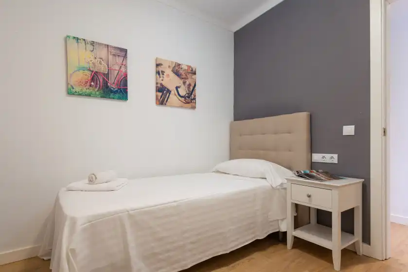 Holiday rentals in Antic 101, s'Illot
