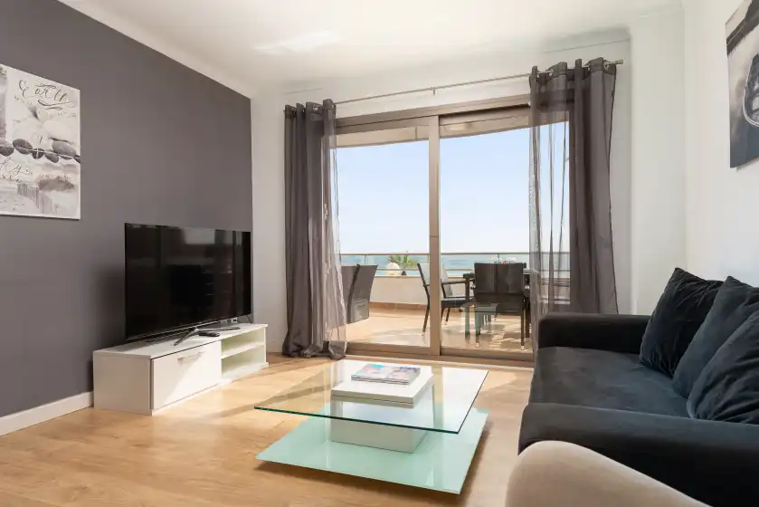 Holiday rentals in Antic 101, s'Illot