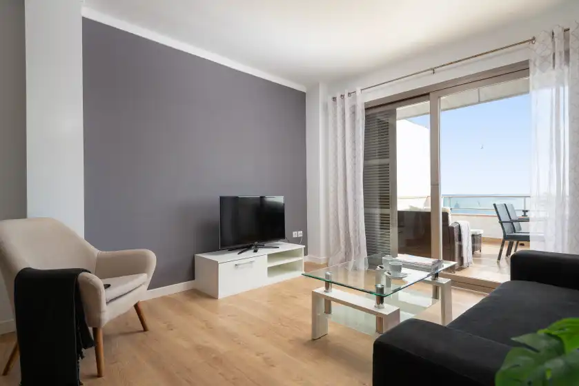 Holiday rentals in Antic 102, s'Illot