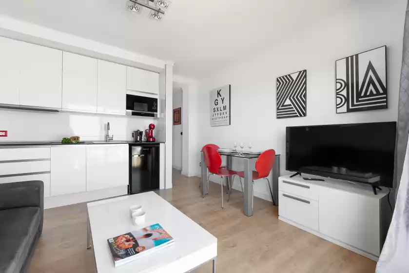 Holiday rentals in Antic 302, s'Illot