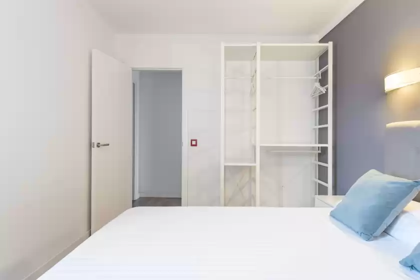 Holiday rentals in Antic 302, s'Illot