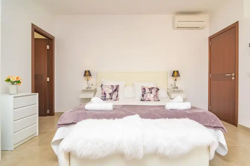 Holiday rentals in Villa placeta 6, Sa Pobla