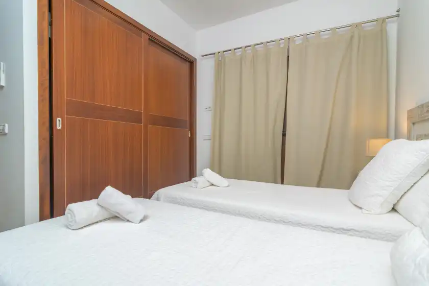 Holiday rentals in Villa placeta 6, Sa Pobla