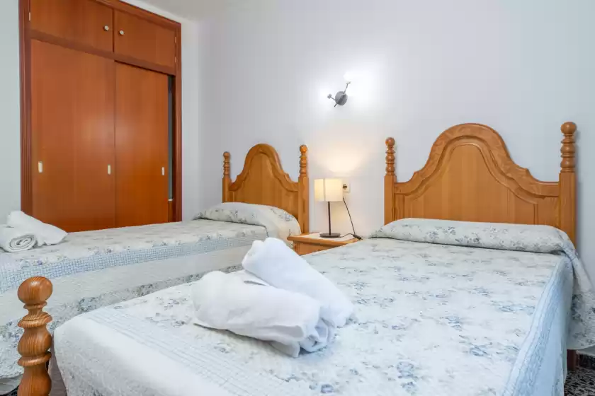 Holiday rentals in Calamari, Felanitx