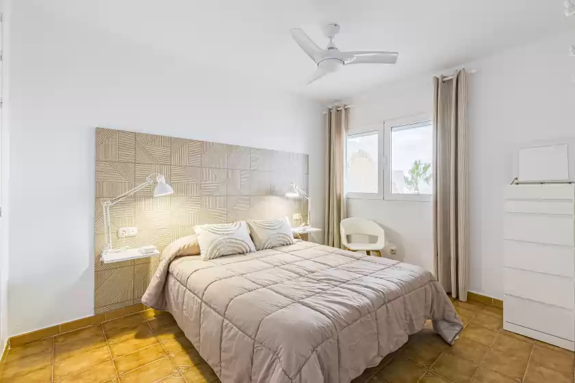 Holiday rentals in The beach (villa mar), Bolnuevo