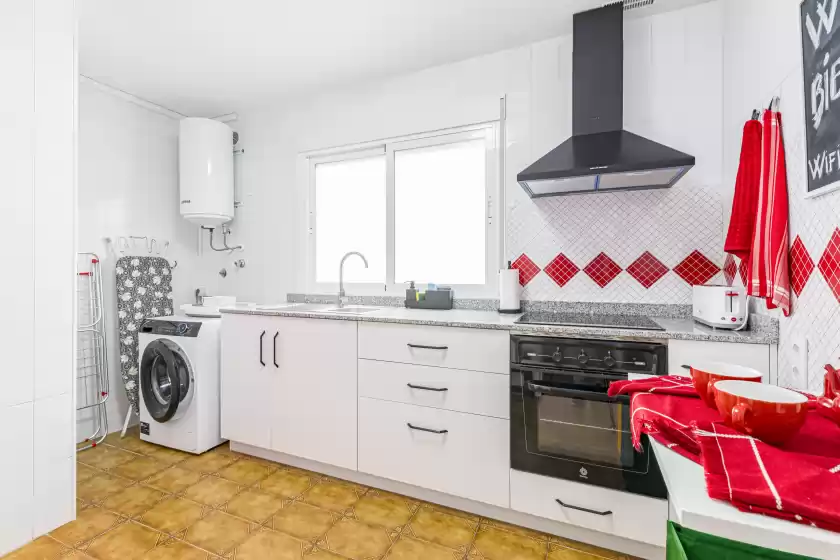 Holiday rentals in The beach (villa mar), Bolnuevo