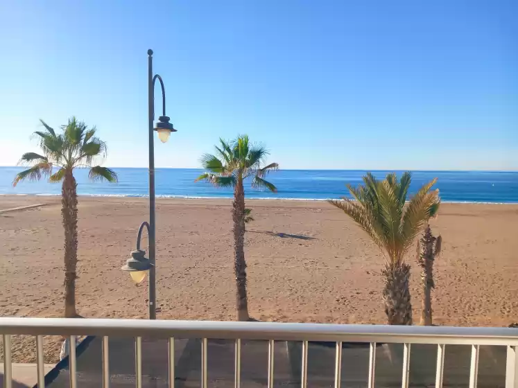Holiday rentals in The beach (villa mar), Bolnuevo