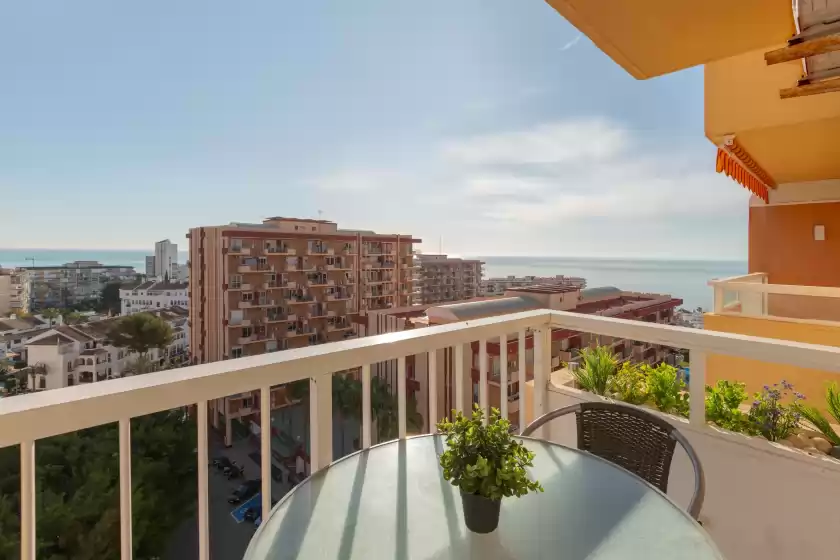 Holiday rentals in Gamonal