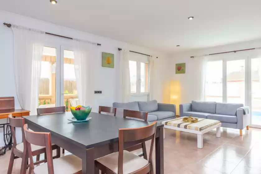 Holiday rentals in Casa martin, Portocolom
