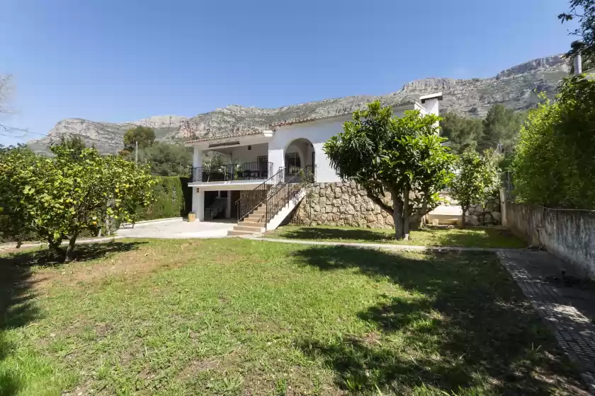 Holiday rentals in Cova de l'aire, Barx