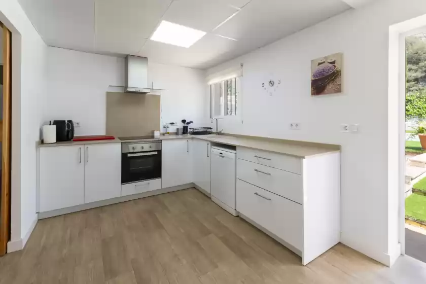 Holiday rentals in Cova de l'aire, Barx