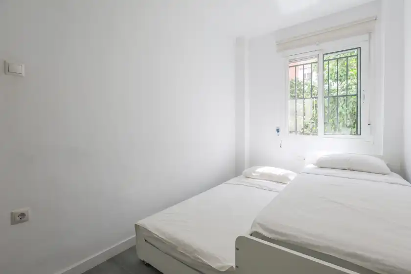 Holiday rentals in Azahar gran plaza, Sevilla