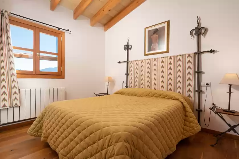 Holiday rentals in Son fuster d'abaix, Alaró