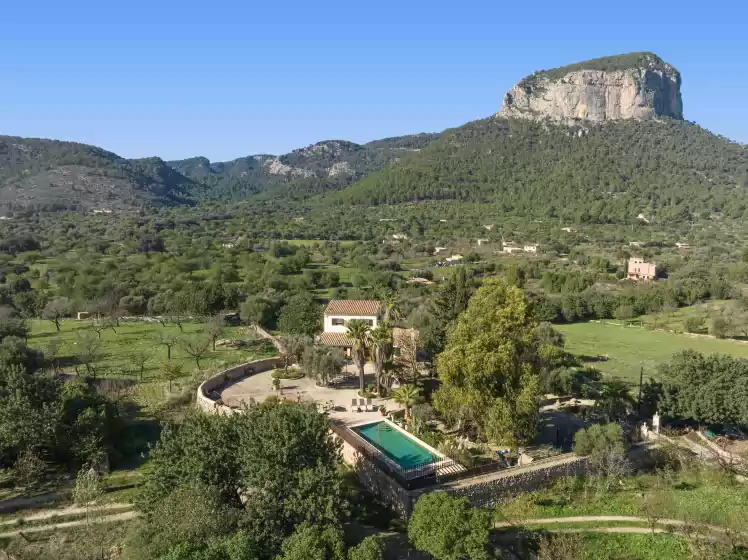Holiday rentals in Son fuster d'abaix, Alaró