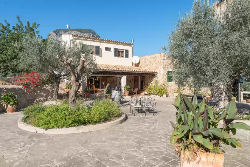 Holiday rentals in Son fuster d'abaix, Alaró