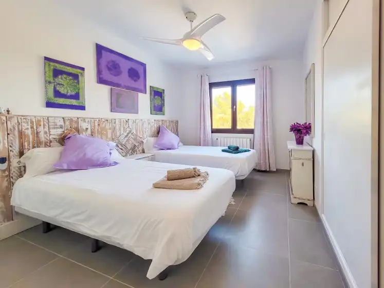 Holiday rentals in Cabrer canet, Canyamel