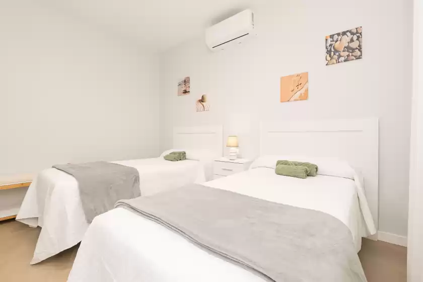 Holiday rentals in Las camelias, Chiclana de la Frontera