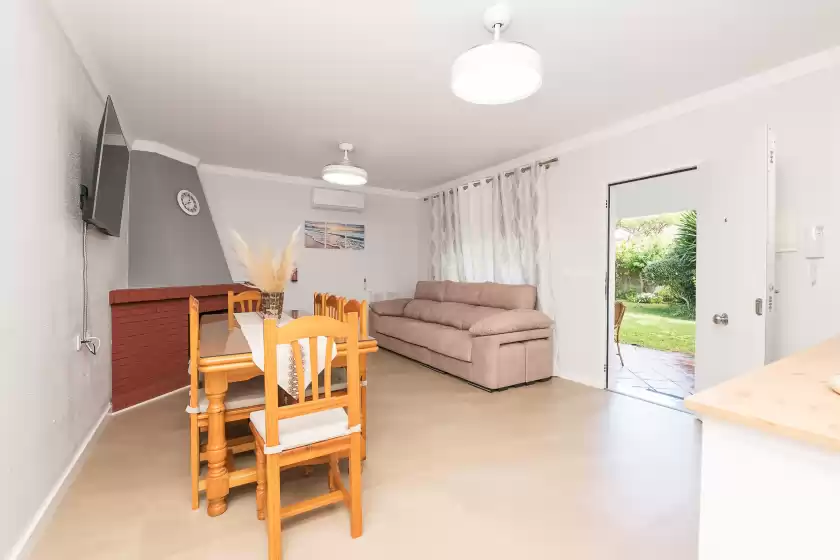 Holiday rentals in Las camelias, Chiclana de la Frontera