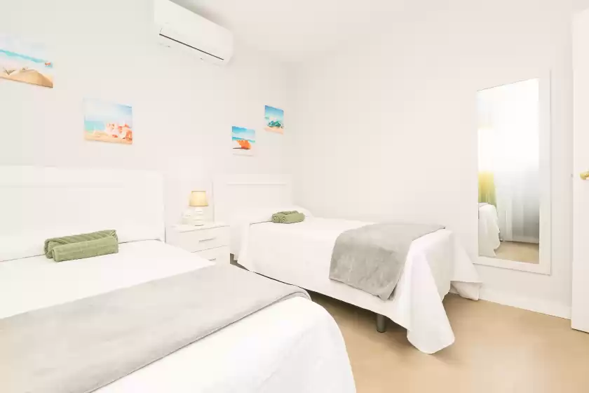 Holiday rentals in Las camelias, Chiclana de la Frontera