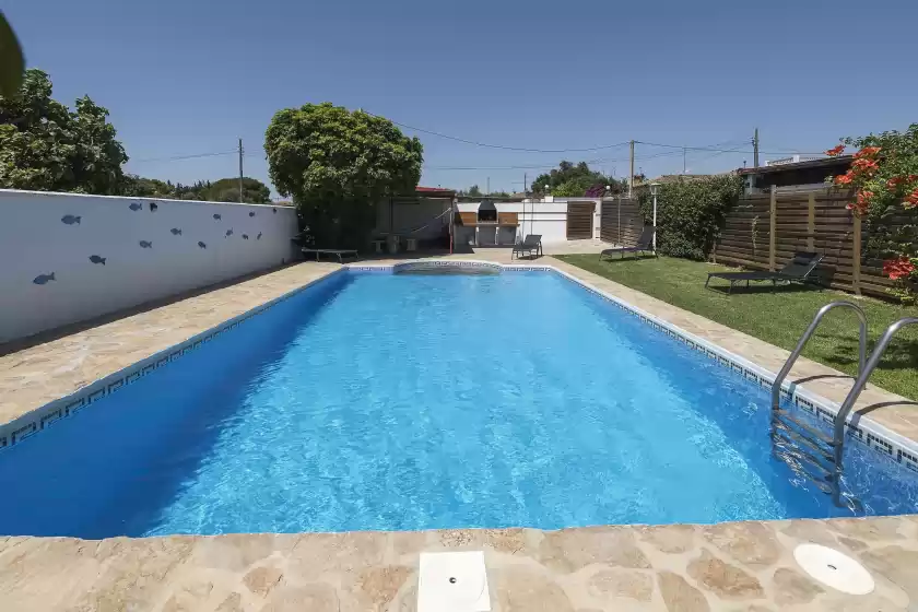 Holiday rentals in Casa algodon, Chiclana de la Frontera