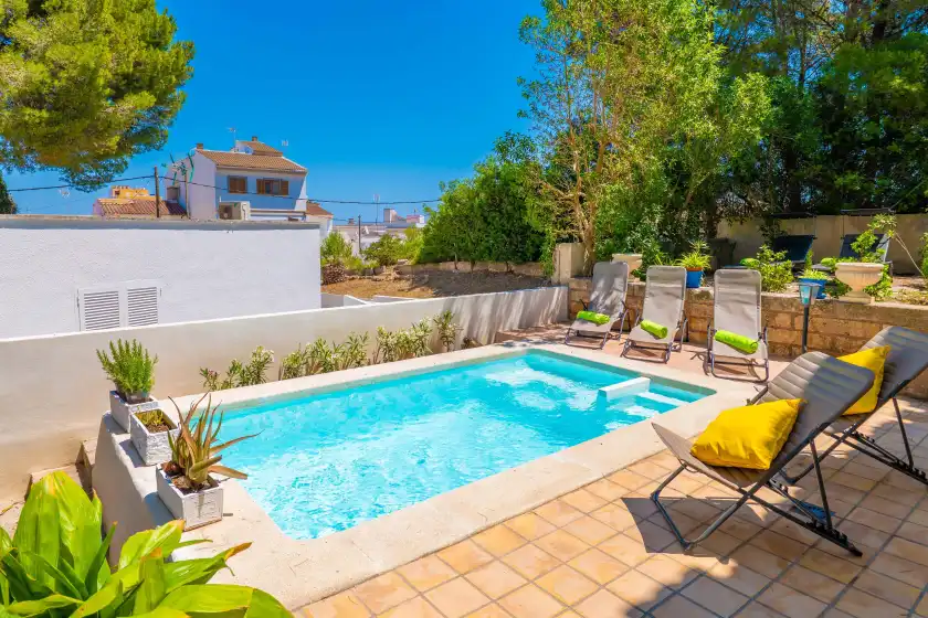 Holiday rentals in Ca'n quiros, Can Picafort