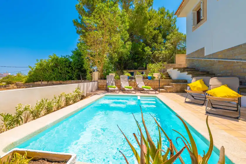 Holiday rentals in Ca'n quiros, Can Picafort