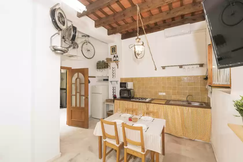 Holiday rentals in Loft santiago, Jerez de la Frontera